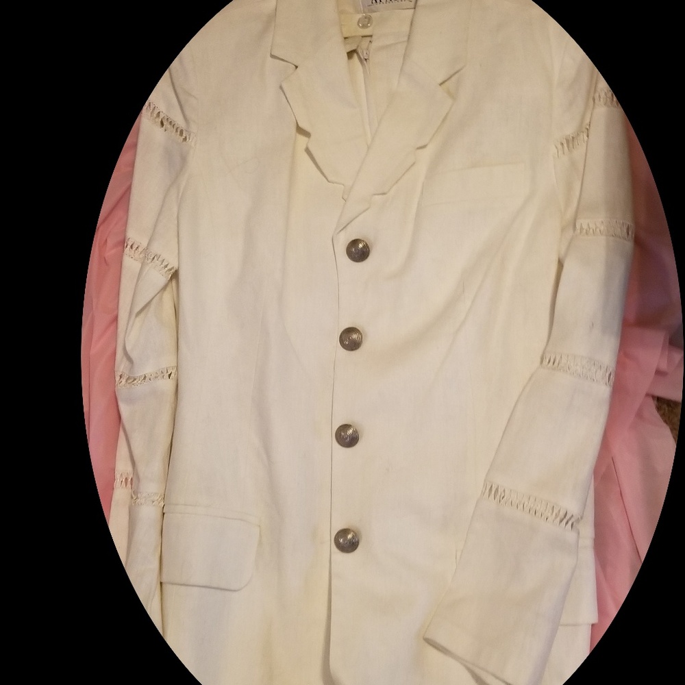 White Skirt Suite